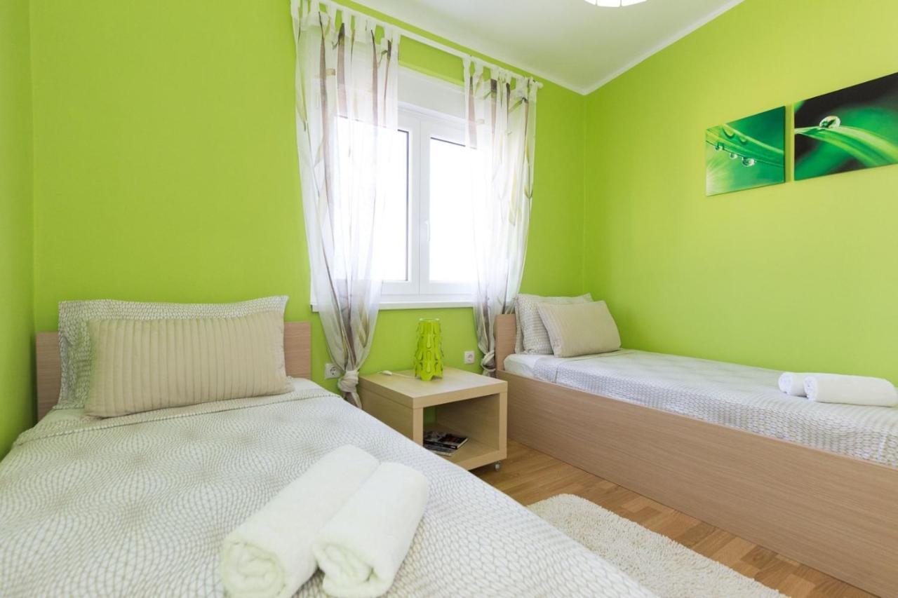 Apartments Adrijana มาลินสกา ภายนอก รูปภาพ