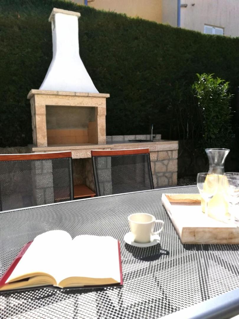 Apartments Adrijana มาลินสกา ภายนอก รูปภาพ